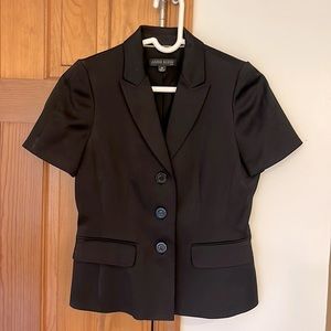 Anne Klein short sleeved suit jacket.
